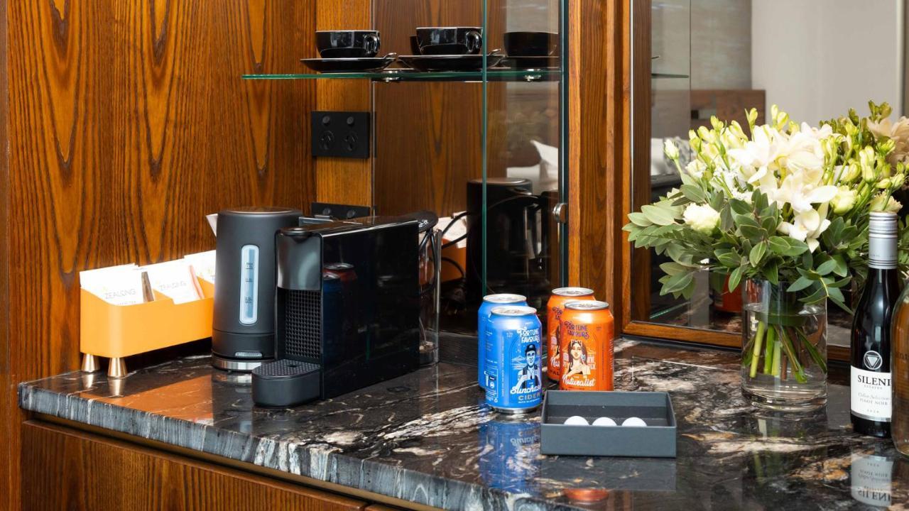 Horizon By Skycity 오클랜드 외부 사진 A Nespresso coffee machine in a hotel room
